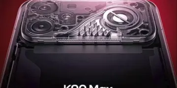 Tampilan komponen internal Redmi K90 Max yang menunjukkan modul kamera dan sistem pendingin aktif.