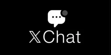 Logo resmi konsep XChat dengan ikon bubble chat minimalis di atas tulisan XChat.