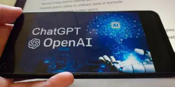 Konsep tampilan layar smartphone dengan antarmuka AI Agent dari OpenAI yang fokus pada eksekusi tugas otomatis tanpa aplikasi tradisional.