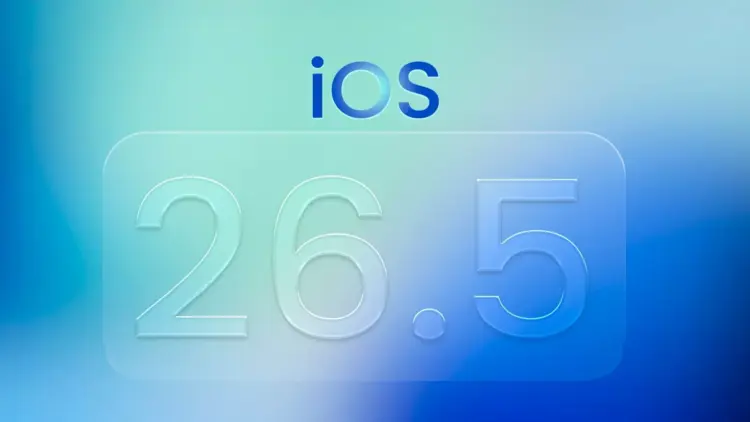 Wallpaper bertuliskan iOS 26.5 dengan nuansa warna biru dan hijau toska yang futuristik.