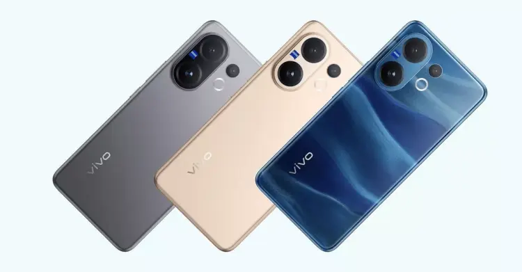 Integrasi teknologi ZEISS pada seri V membuat harga HP Vivo ini sangat sepadan bagi para pecinta fotografi mobile.