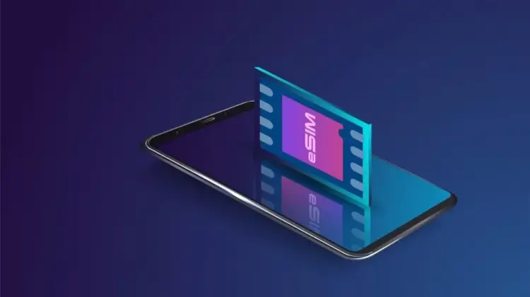 Teknologi eSIM mempermudah gamer beralih jaringan internet tanpa perlu repot mengganti kartu fisik saat bermain game.