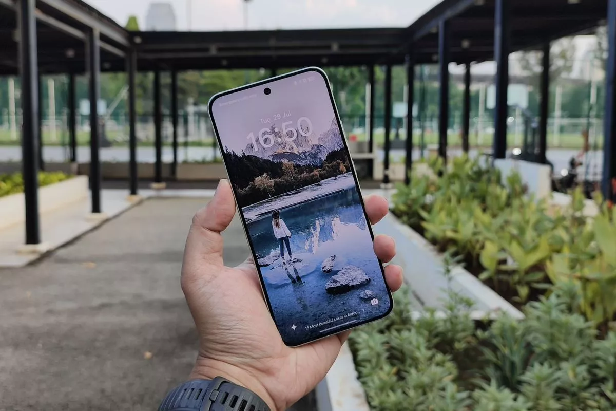 iQOO 15 Ultra sukses memuncaki daftar HP terkencang AnTuTu April 2026 berkat optimasi hardware dan software yang luar biasa.