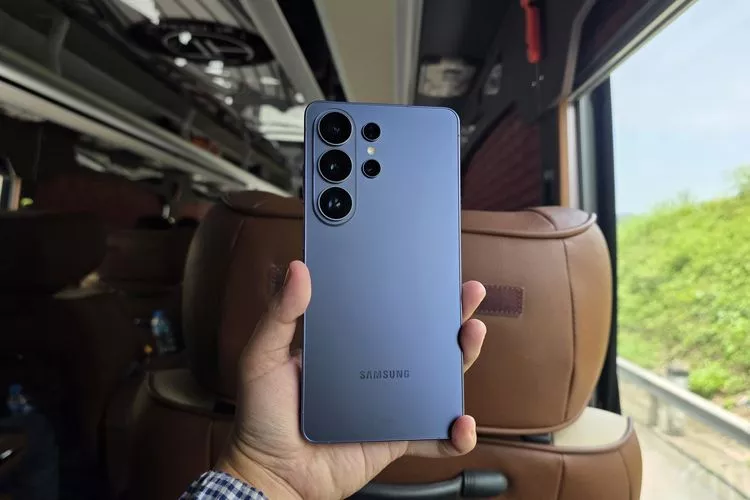Menjelang pertengahan tahun, harga HP Samsung terbaru untuk kelas flagship seperti Galaxy S24 Ultra kian kompetitif dan diburu pencinta gadget traveling.