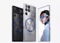 Desain futuristik RedMagic 11S Pro Series yang mengusung layar penuh tanpa interupsi di bagian depan.