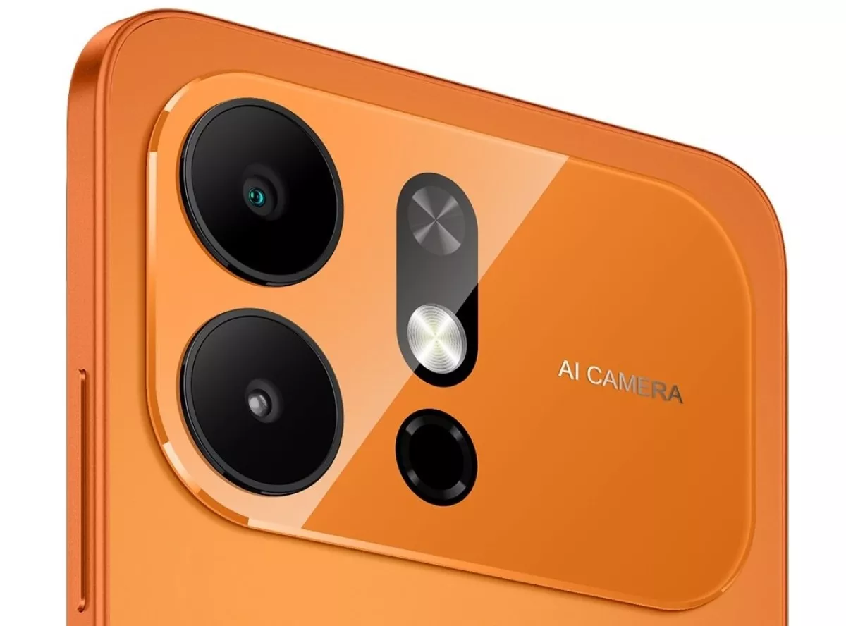 Detail modul kamera belakang AI milik smartphone Itel A100 Pro varian warna oranye.