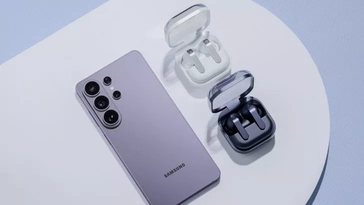 Estetika desain Galaxy S26 yang premium, mendukung fungsionalitas Galaxy AI yang masif di kalangan pengguna.