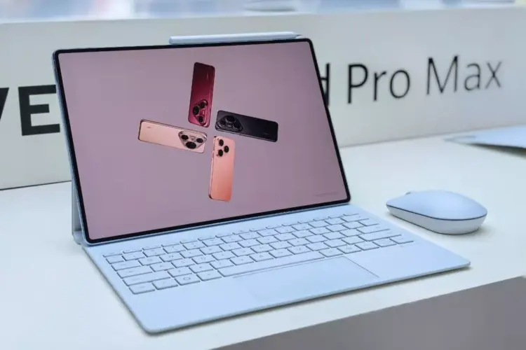 Mengusung RAM hingga 20GB, Huawei MatePad Pro Max siap menggantikan fungsi laptop untuk produktivitas berat.