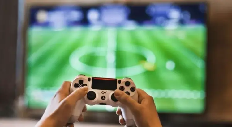 Nikmati keseruan bermain EA Sports FC 26 secara gratis melalui langganan PS Plus bulan ini.