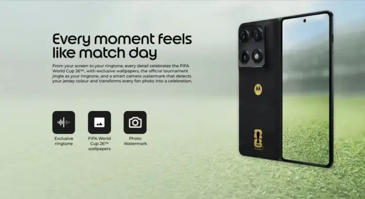 Setiap momen terasa seperti hari pertandingan dengan fitur kustomisasi bertema sepak bola pada Motorola Razr Fold FIFA Edition.