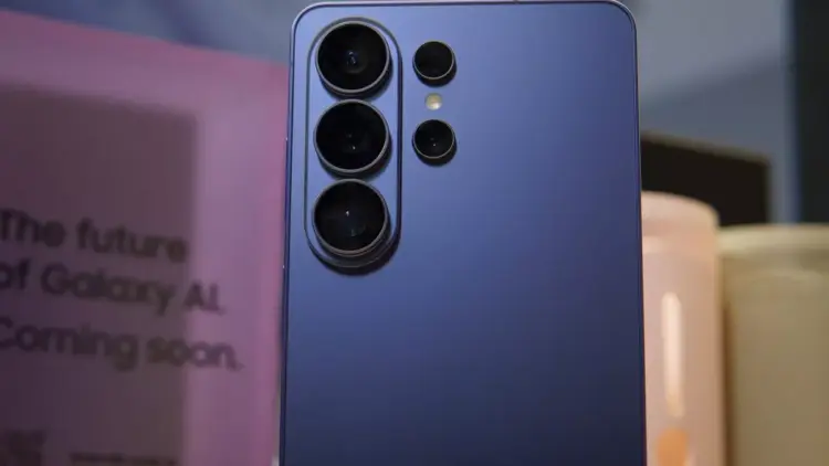 Susunan sensor kamera premium pada Samsung Galaxy S27 Pro yang siap membawa peningkatan fitur berbasis kecerdasan buatan (Galaxy AI).