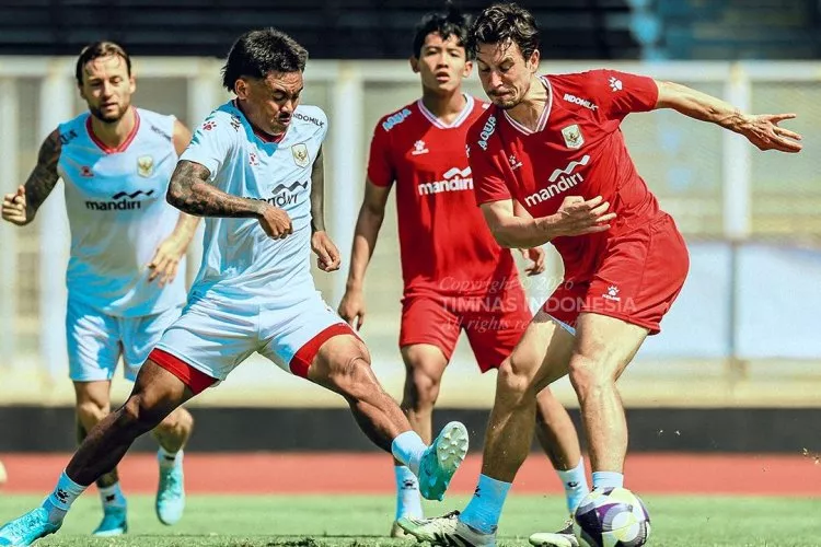 Sesi latihan intensif dan internal game skuad Timnas Indonesia menjelang laga Friendly Match 2026 melawan Oman.