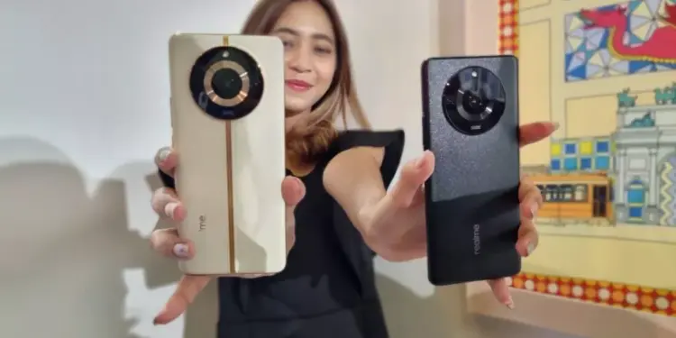 Tampil premium dan ikonis, realme menjadi salah satu pelopor tren HP kamera bulat tengah yang sangat digemari di pasar saat ini.