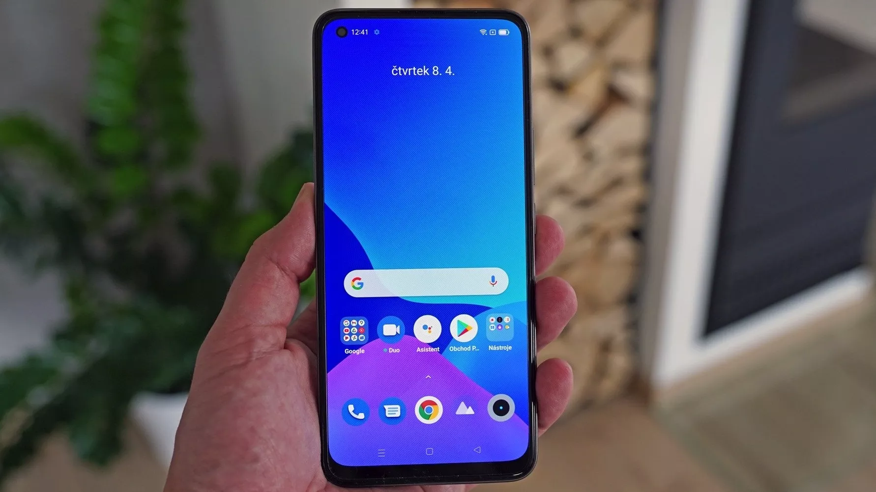 Ilustrasi antarmuka HP Realme yang diprediksi akan mendapatkan pembaruan ke Realme UI 8.0 berbasis Android 17.
