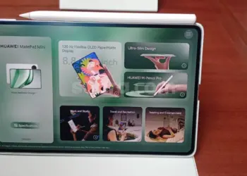 Tampilan menu spesifikasi Huawei MatePad Mini dengan layar PaperMatte Display OLED 120Hz berukuran 8,8 inci.