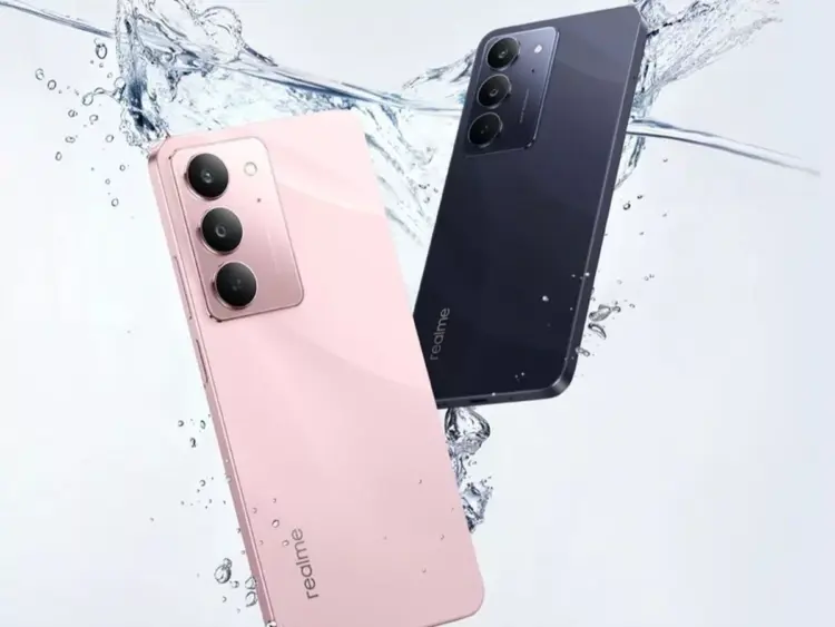 Dua varian warna HP Realme murah 1 jutaan dengan fitur tahan percikan air yang trendi.
