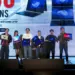 Jajaran Team ROG bersama Lenny Lin selaku Country Manager ASUS Indonesia saat peluncuran resmi laptop dual-screen ASUS ROG Zephyrus Duo GX651 di Jakarta.