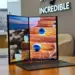Tampilan penuh laptop ASUS Zenbook DUO 2026 dalam mode dua layar aktif menggunakan penopang kickstand terintegrasi.