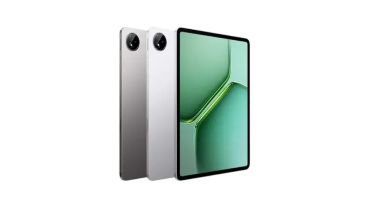 Tampilan bodi belakang dua varian warna abu-abu dan perak bersanding dengan sisi layar depan tablet iQOO Pad 5c yang menyala hijau segar.