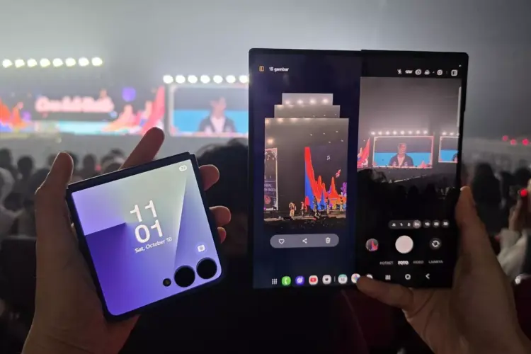 Pengalaman mengabadikan momen menggunakan ponsel layar lipat Samsung di tengah keramaian acara hiburan.