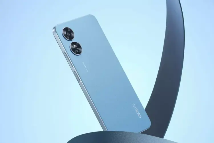 Bagian belakang HP OPPO 2 jutaan warna biru muda bertekstur dengan dua lingkaran kamera AI.