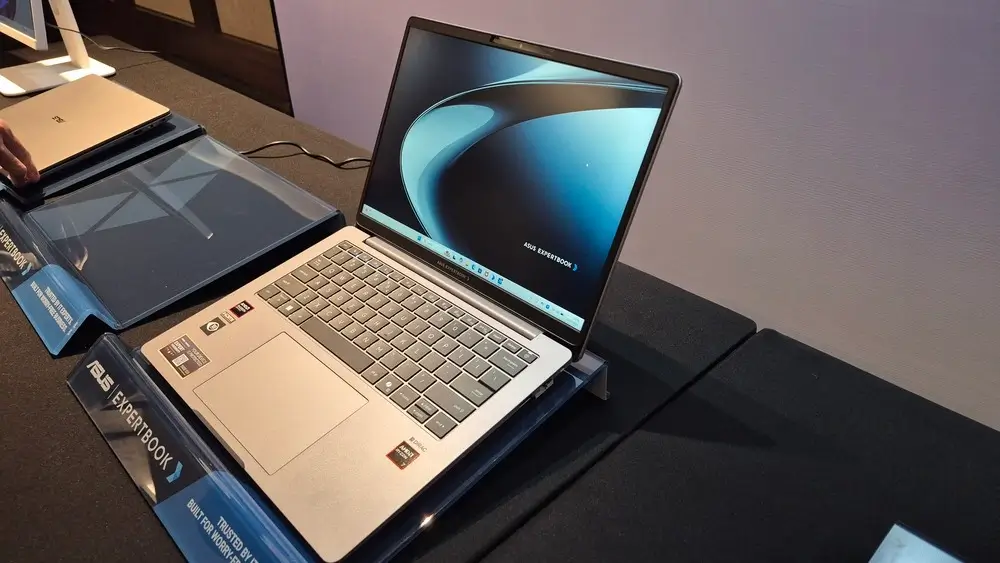 Laptop AI ASUS ExpertBook P5 G2 bertenaga prosesor AMD Ryzen AI untuk performa kerja berat.