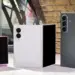 Tampilan modul kamera dan bodi belakang Samsung Galaxy Z Fold8 yang tampil makin elegan dan modern.