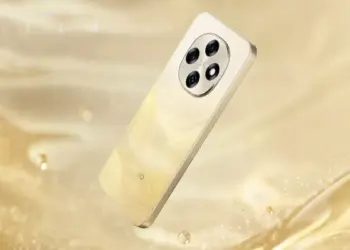 Tampilan desain elegan OPPO A7 Pro Max warna emas. HP ini dirumorkan hadir dengan layar OLED 120Hz dan ketahanan baterai hingga 2 hari.