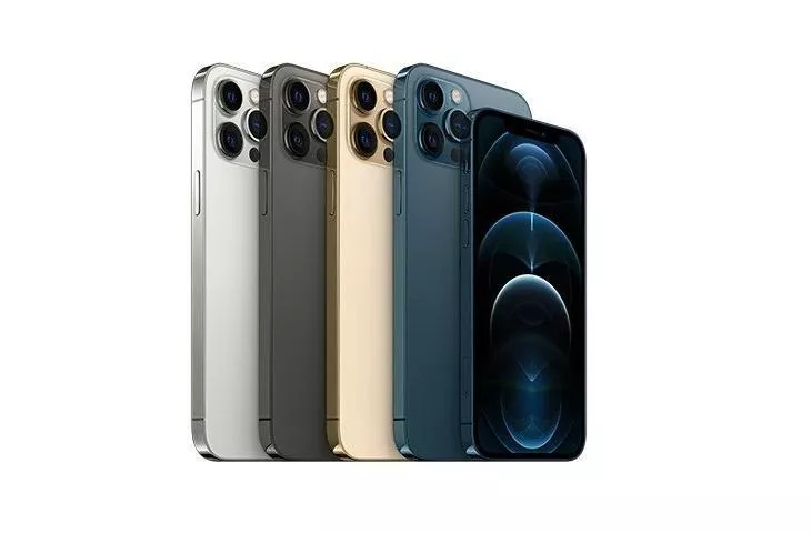 Empat pilihan warna iPhone seri Pro mulai dari putih, abu-abu graphite, emas, hingga biru pasifik