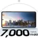 Layar smartphone menampilkan pemandangan kota dengan angka 7,000 mAh dan siklus siang malam.