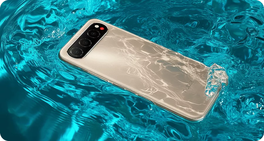 Nubia bodi tipis warna emas terendam air, pilihan HP Android Murah Mirip iPhone Air berdesain elegan.