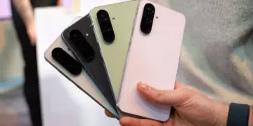 Berbagai varian warna menarik dari HP Samsung Galaxy yang mengalami penyesuaian harga di bulan Agustus 2026.