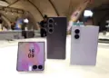 Lini smartphone lipat flagship Samsung Galaxy Z Fold 8 series dan Z Flip 8 yang telah resmi diperkenalkan.