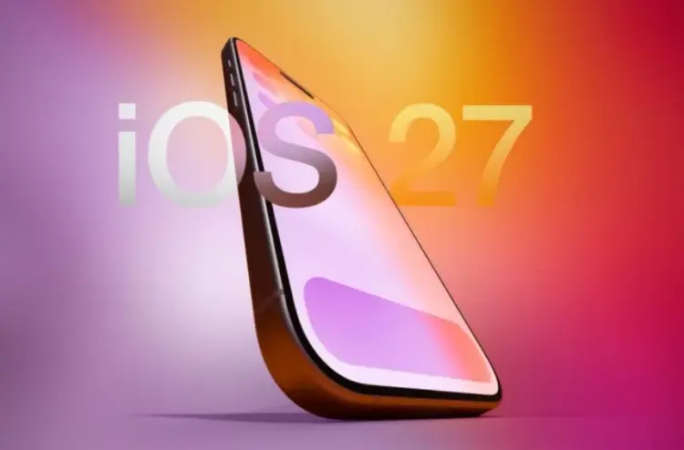 Ilustrasi smartphone dengan logo teks 'iOS 27' di latar belakang gradasi warna ungu dan oranye.