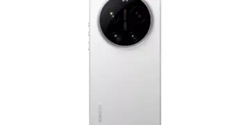 Xiaomi 14 Ultra warna putih dengan modul kamera Leica besar, pilihan HP favorit artis untuk fotografi pro.