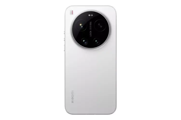 Xiaomi 14 Ultra warna putih dengan modul kamera Leica besar, pilihan HP favorit artis untuk fotografi pro.