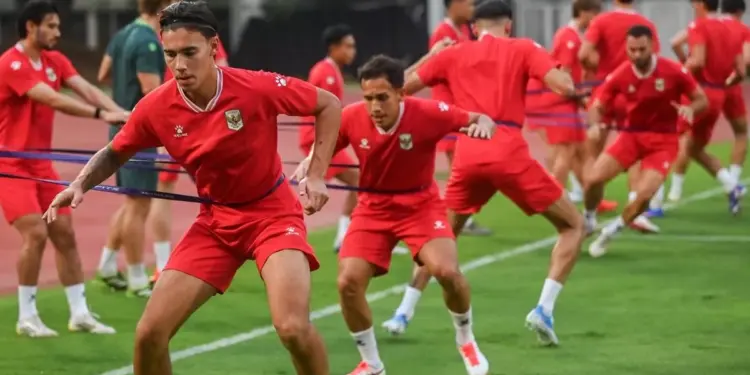 Skuad Timnas Indonesia menggelar latihan intensif guna mempersiapkan fisik jelang laga FIFA ASEAN Cup 2026.