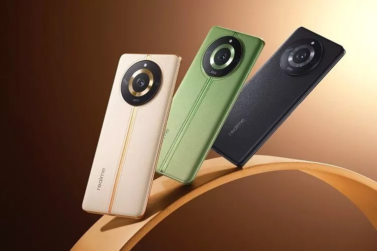 Tiga varian warna HP Realme kamera 200MP dengan modul kamera melingkar dan bodi belakang kulit sintetis.
