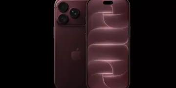 Tampilan depan dan belakang HP Flagship iPhone 16 Pro warna Deep Red dengan wallpaper estetis.