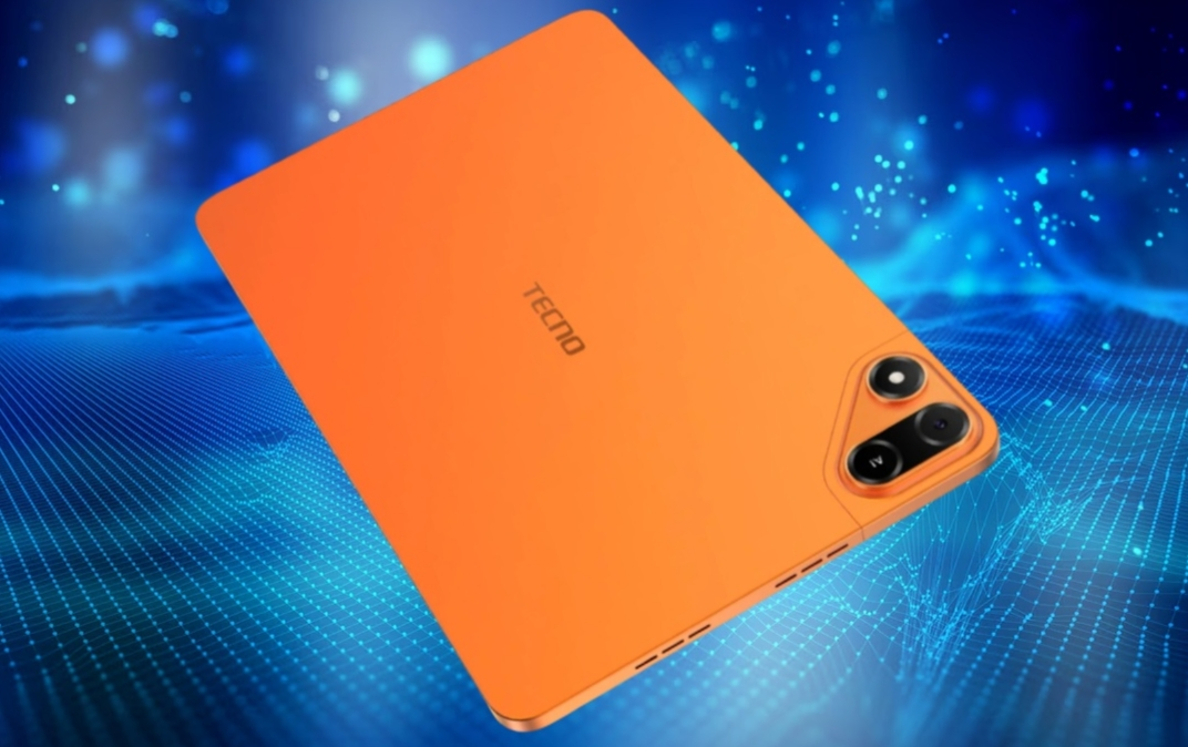 Render bagian belakang Tecno Megapad 2 berwarna oranye dengan modul kamera AI unik berlatar futuristik.
