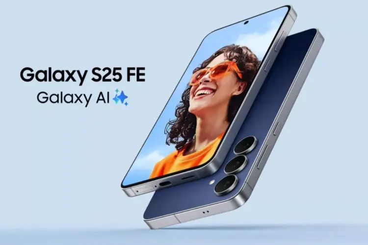 Tampilan layar depan jernih dan bodi belakang Samsung Galaxy S26 FE dengan tiga kamera.