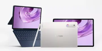 Tablet Lenovo Yoga Tab Gen 2 varian warna Cosmic Blue dengan keyboard detachable dan warna Seashell dengan stylus pen.