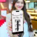 Seseorang menunjukkan layar smartphone berisi penawaran promo bundling Telkomsel untuk paket iPhone 18 Pro.