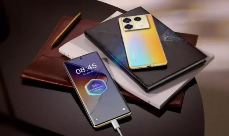 Layar lengkung AMOLED dan fitur pengisian daya cepat Infinix Note 40 Pro pilihan HP 3 Jutaan.