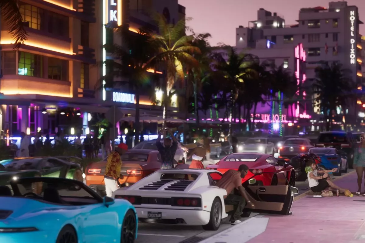 Pemandangan jalanan malam hari di Vice City dengan mobil-mobil sport dan lampu neon khas game GTA 6.