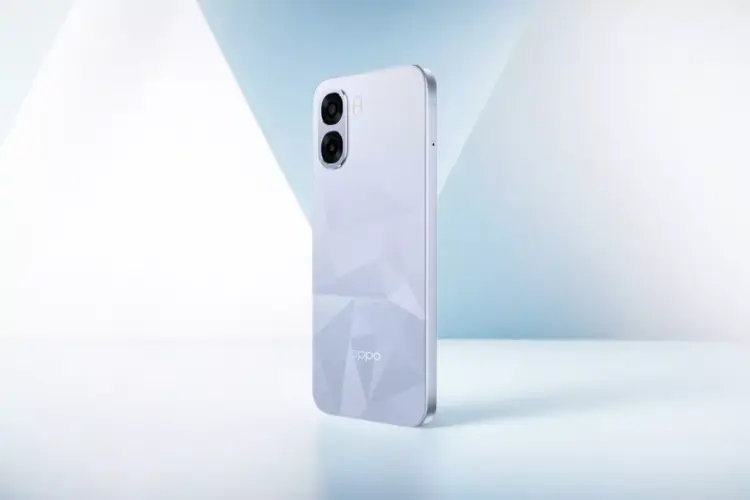 Tampilan sudut bodi elegan dalam ulasan harga OPPO A6t Pro 5G