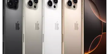 Jajaran varian warna Harga iPhone 16 Pro Max yang dijejerkan berdampingan dengan tampilan layar depan aktif.