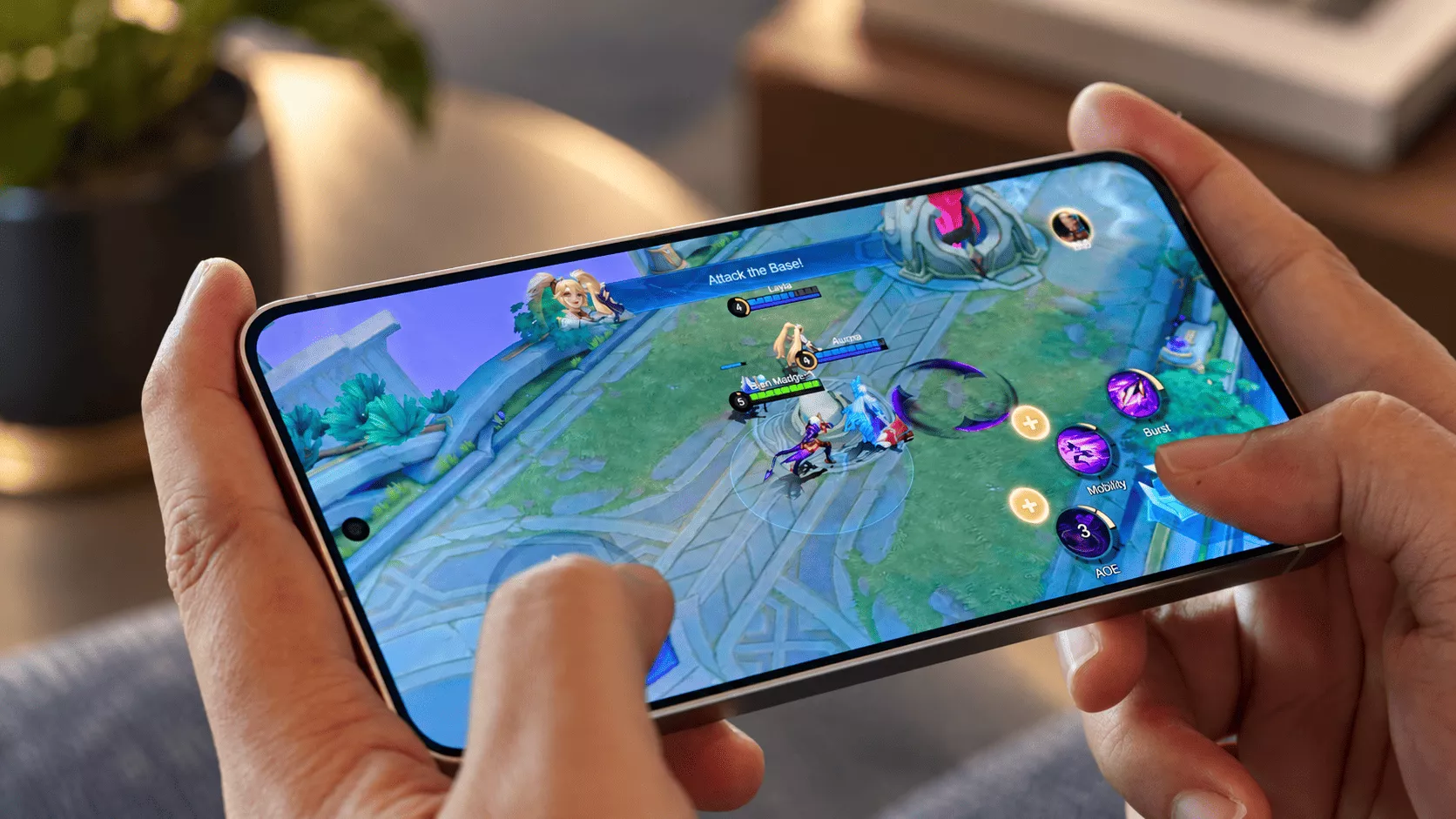 Pengalaman bermain game yang lancar dan responsif pada Samsung Galaxy S26 FE berkat performa chipset tangguh dan layar Dynamic AMOLED.